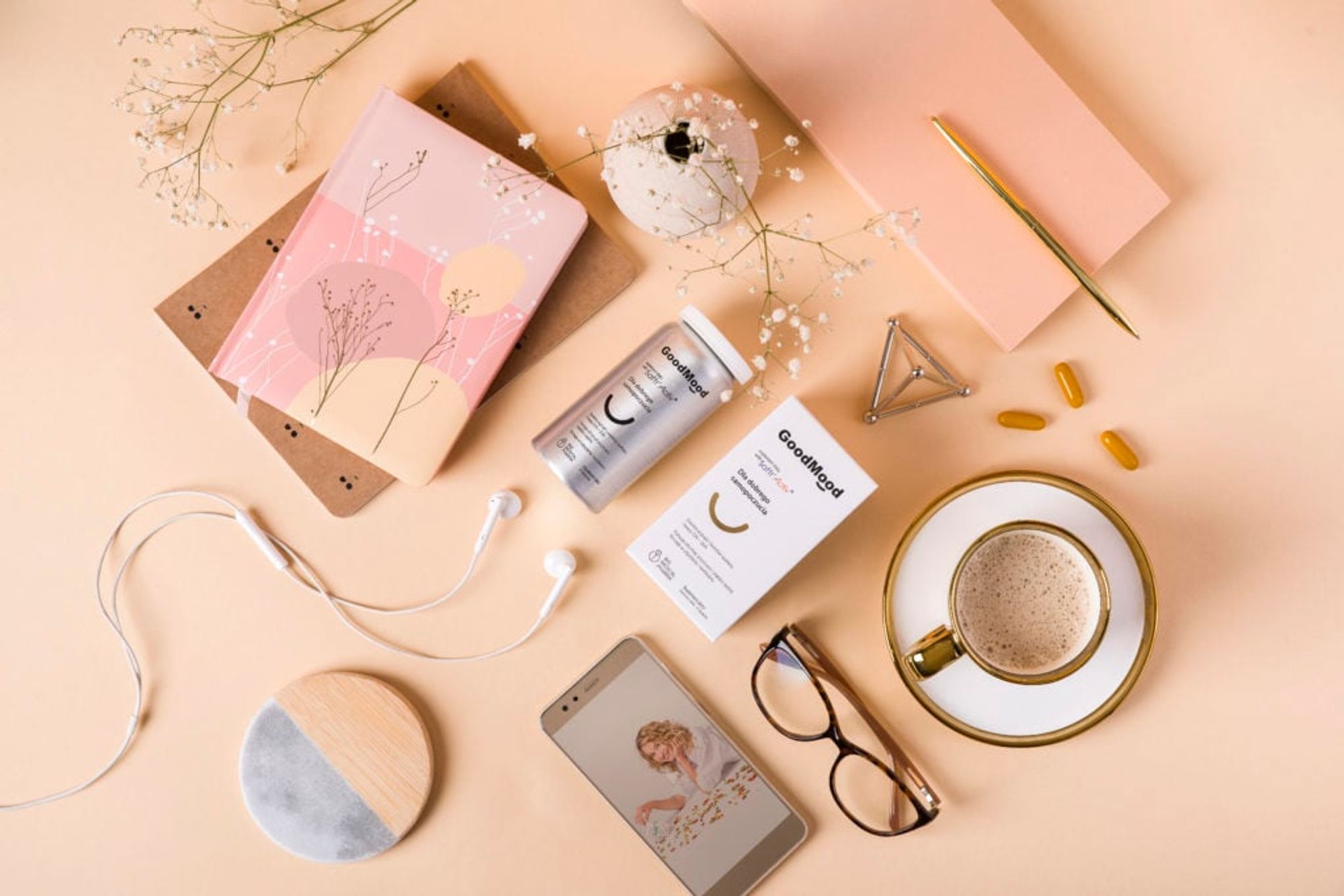 Balans emocjonalny – jak znależć wewnętrzny spokój. Kwasy Omega 3 (EPA i DHA), Szafran – GoodMood